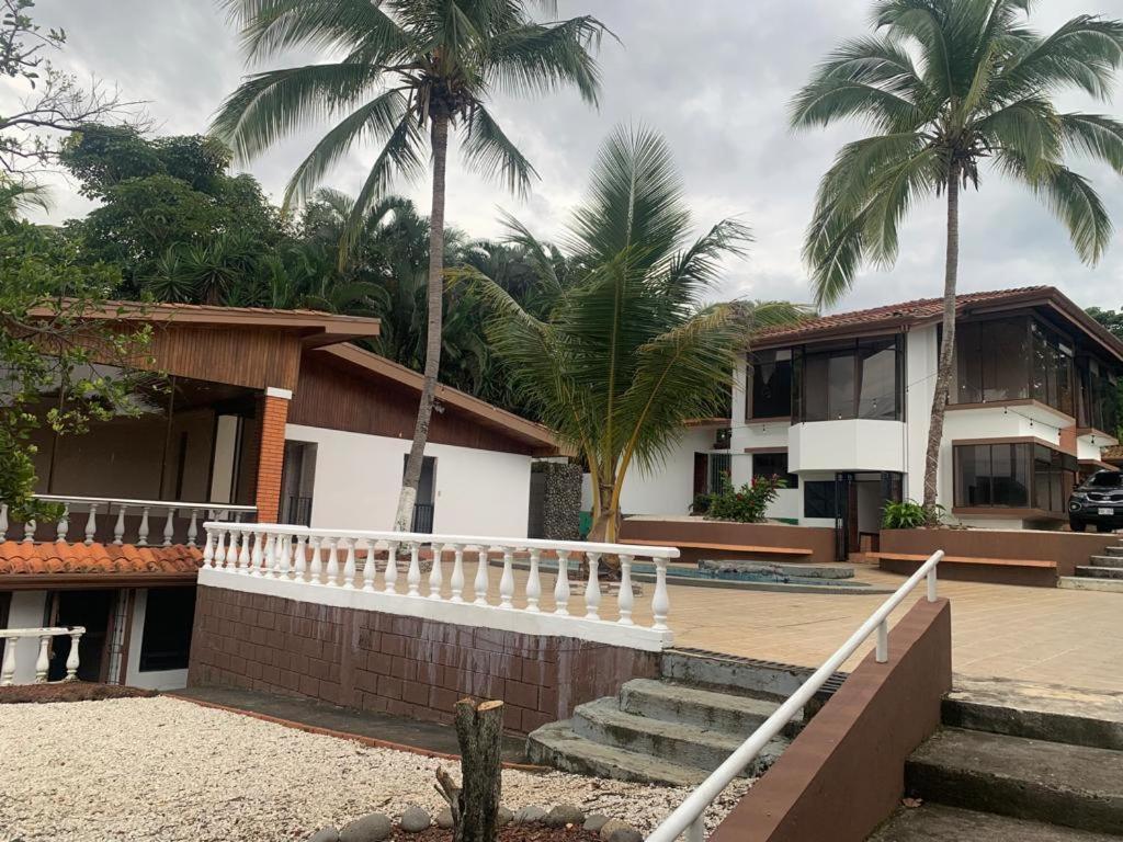 Uruka Lodge ألاخويلا المظهر الخارجي الصورة